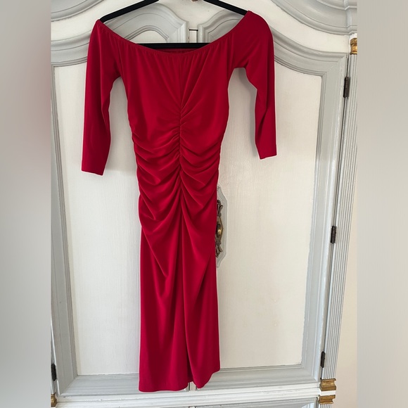 Norma Kamalo Elegant Red Off-Shoulder Dress - Picture 5 of 7
